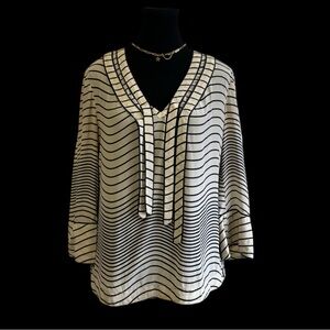 🚨CLOSET CLOSING PRICE🚨Tory Burch silk top